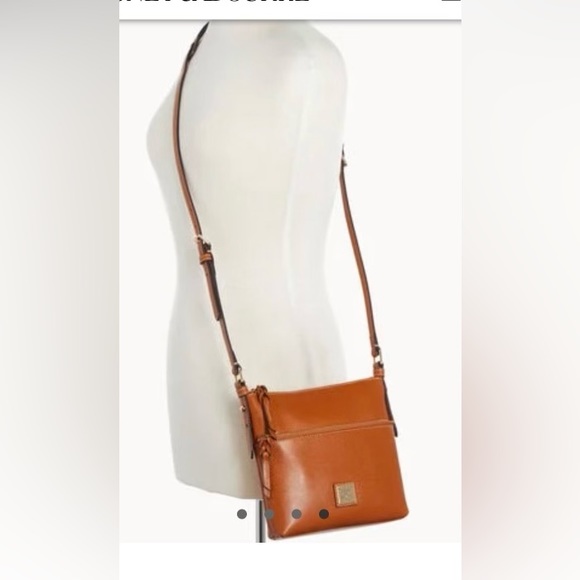 Dooney & Bourke Pebbled leather crossbody bag - Picture 2 of 13